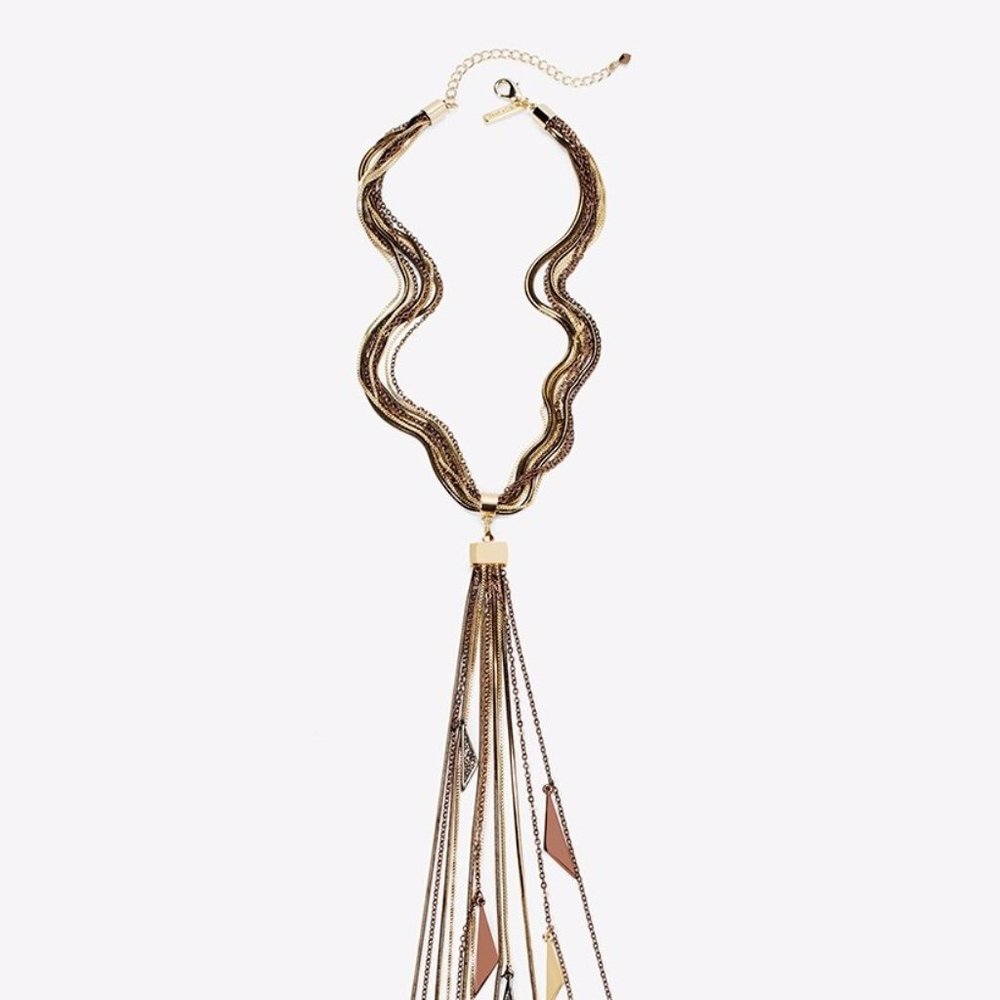 WHITE HOUSE BLACK MARKET WHBM SNAKE CHAIN TASSLE NECKLACE - Picture 3 of 10